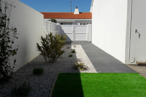 Accès et jardin