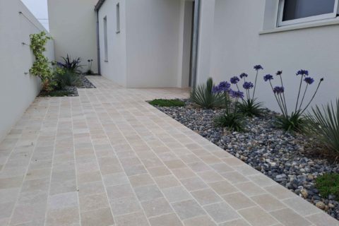 Accès et jardin